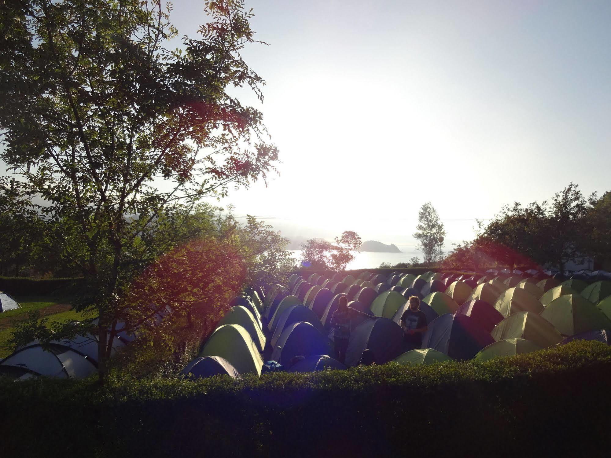 Zarautz Beachside Surf Camp Extérieur photo